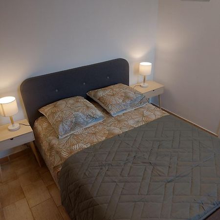 A La Cour De La Sucrerie Apartment Binche Ngoại thất bức ảnh
